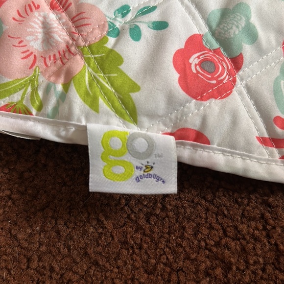 Floral neck support insert for car seat - Picture 2 of 4